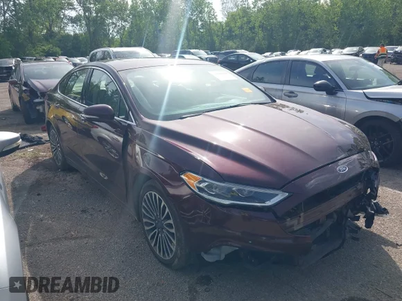 ✅ 2017 Ford Fusion SE • VIN: 3FA6P0H98HR282611 • Лот: 45196790. Опубліковано раніше на IAAI з пробігом 104 220 миль. Безкоштовний доступ до архіву аукціонних продажів зі США та докладний звіт про історію автомобіля на DreamBid. Зображення 1.