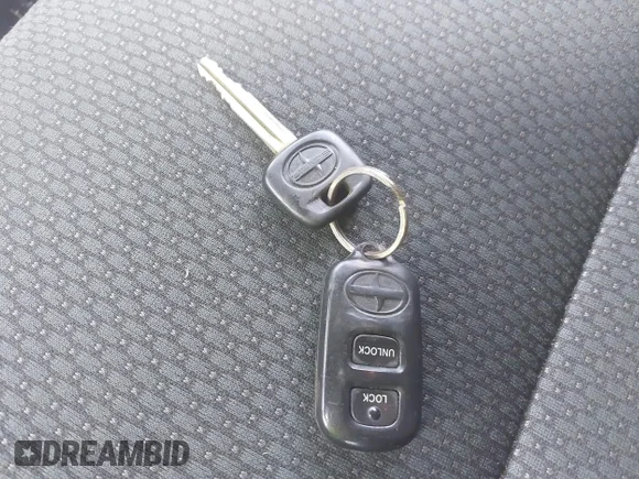 ✅ 2006 Scion xB • VIN: JTLKT324X64114837 • Лот: 42742353. Опубліковано раніше на IAAI з пробігом 61 929 миль. Безкоштовний доступ до архіву аукціонних продажів зі США та докладний звіт про історію автомобіля на DreamBid. Зображення 11.