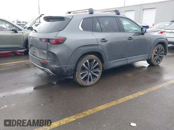 ✅ 2023 Mazda CX-50 Premium Plus • VIN: 7MMVABEYXPN124772 • Lot: 41743026. Wystawiony na IAAI z przebiegiem 28 262 mil. Bezpłatny archiwum sprzedaży aukcyjnych z USA i szczegółowy raport historii pojazdu na DreamBid. Zdjęcie 4.