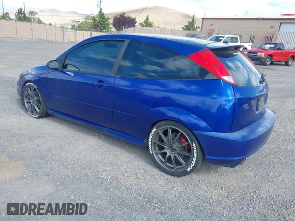 ✅ 2004 Ford Focus SVT • VIN: 3FAHP39594R123211 • Lot: 43128017. Listed on IAAI with 198,157 mi. Free auction sales archive from the USA and detailed vehicle history report at DreamBid. Image 3.