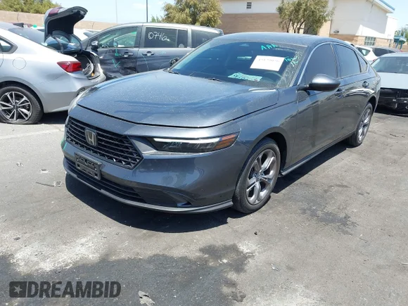 ✅ 2024 Honda Accord EX • VIN: 1HGCY1F39RA015036 • Lot: 45129056. Wystawiony na IAAI z przebiegiem 40 987 mil. Bezpłatny archiwum sprzedaży aukcyjnych z USA i szczegółowy raport historii pojazdu na DreamBid. Zdjęcie 2.