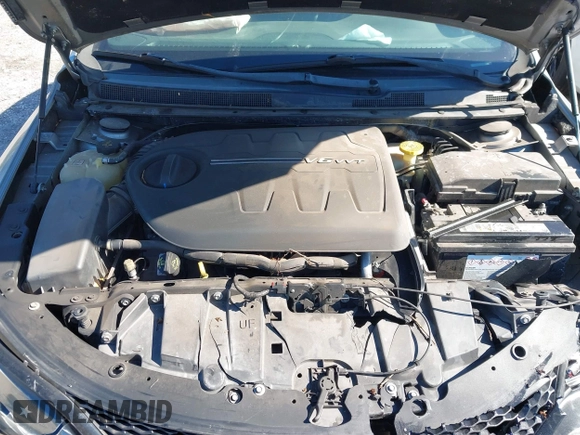✅ 2015 Chrysler 200 S • VIN: 1C3CCCBG3FN730923 • Lot: 43950391. Wystawiony na IAAI z przebiegiem 124 967 mil. Bezpłatny archiwum sprzedaży aukcyjnych z USA i szczegółowy raport historii pojazdu na DreamBid. Zdjęcie 10.