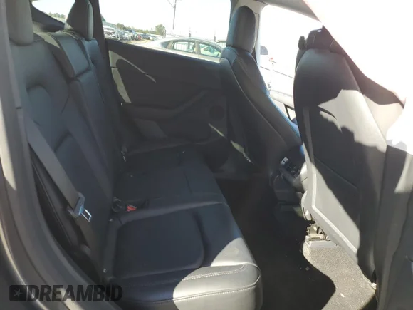 ✅ 2021 Tesla Model Y Long Range • VIN: 5YJYGDEE1MF222984 • Лот: 38248103. Опубліковано раніше на Copart з пробігом 19 542 миль. Безкоштовний доступ до архіву аукціонних продажів зі США та докладний звіт про історію автомобіля на DreamBid. Зображення 10.