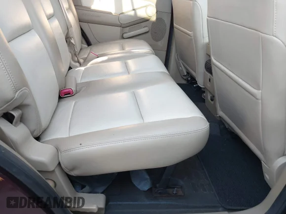 ✅ 2007 Ford Explorer Sport Trac Limited • VIN: 1FMEU33KX7UA32865 • Lot: 44362430. Wystawiony na IAAI z przebiegiem 196 813 mil. Bezpłatny archiwum sprzedaży aukcyjnych z USA i szczegółowy raport historii pojazdu na DreamBid. Zdjęcie 8.