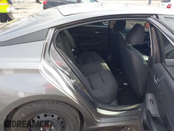 ✅ 2022 Nissan Altima S • VIN: 1N4BL4BV7NN334784 • Lot: 44428786. Wystawiony na IAAI z przebiegiem 110 857 mil. Bezpłatny archiwum sprzedaży aukcyjnych z USA i szczegółowy raport historii pojazdu na DreamBid. Zdjęcie 8.