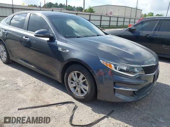 ✅ 2018 Kia Optima LX • VIN: KNAGT4L38J5214187 • Lot: 45330176. Wystawiony na IAAI z przebiegiem 82 460 mil. Bezpłatny archiwum sprzedaży aukcyjnych z USA i szczegółowy raport historii pojazdu na DreamBid. Zdjęcie 1.