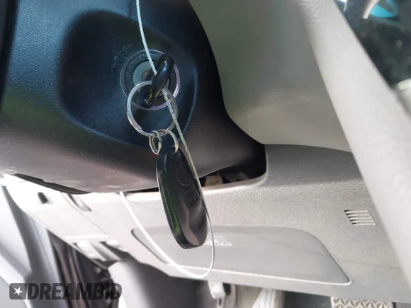 ✅ 2015 Toyota Sienna LE • VIN: 5TDKK3DC5FS690469 • Lot: 43518024. Listed on IAAI with 69,619 mi. Free auction sales archive from the USA and detailed vehicle history report at DreamBid. Image 11.