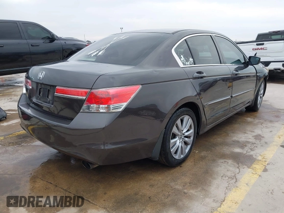 ✅ 2012 Honda Accord EX • VIN: 1HGCP2F70CA030186 • Lot: 44352263. Wystawiony na IAAI z przebiegiem 172 048 mil. Bezpłatny archiwum sprzedaży aukcyjnych z USA i szczegółowy raport historii pojazdu na DreamBid. Zdjęcie 4.