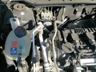 ✅ 2020 Nissan Kicks S • VIN: 3N1CP5BVXLL579409 • Lot: 90954925. Listed on Copart with 40,260 mi. Free auction sales archive from the USA and detailed vehicle history report at DreamBid. Image 17.