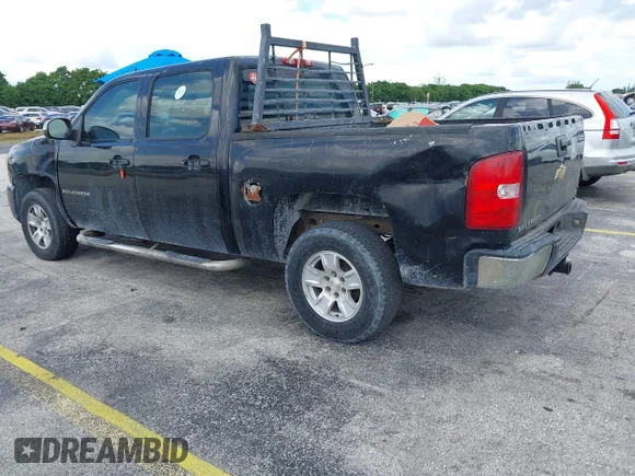✅ 2007 Chevrolet Silverado 1500 1LT • VIN: 2GCEC13C071517905 • Лот: 43121917. Опубликован ранее на IAAI с пробегом 174 883 миль. Бесплатный доступ к архиву аукционных продаж из США и подробный отчёт об истории автомобиля на DreamBid. Изображение 3.