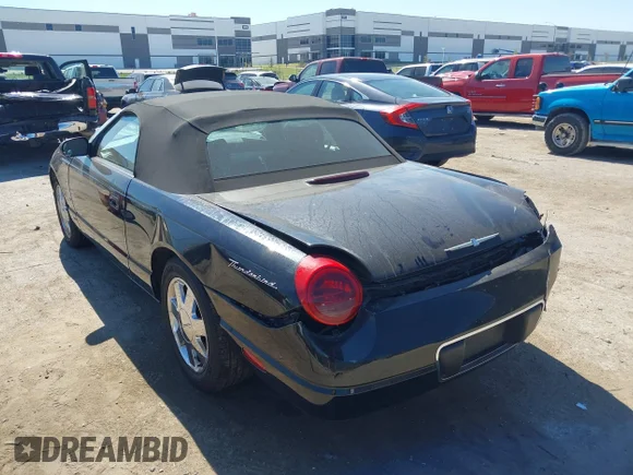 ✅ 2003 Ford Thunderbird Deluxe • VIN: 1FAHP60A93Y105061 • Лот: 43421316. Опубліковано раніше на IAAI з пробігом 55 930 миль. Безкоштовний доступ до архіву аукціонних продажів зі США та докладний звіт про історію автомобіля на DreamBid. Зображення 3.