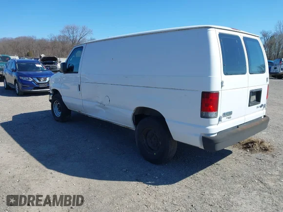 ✅ 2013 Ford Econoline Cargo Commercial • VIN: 1FTNE2EWXDDA24465 • Лот: 41747959. Опубліковано раніше на IAAI з пробігом 228 246 миль. Безкоштовний доступ до архіву аукціонних продажів зі США та докладний звіт про історію автомобіля на DreamBid. Зображення 3.