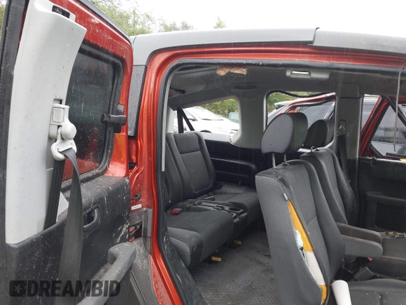 ✅ 2004 Honda Element EX • VIN: 5J6YH28634L026834 • Lot: 43206737. Wystawiony na IAAI z przebiegiem 265 435 mil. Bezpłatny archiwum sprzedaży aukcyjnych z USA i szczegółowy raport historii pojazdu na DreamBid. Zdjęcie 8.