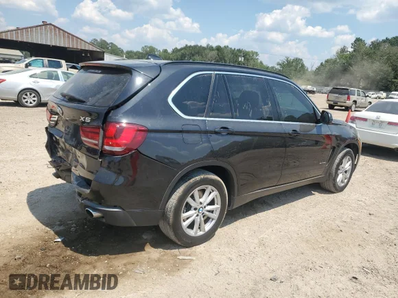 ✅ 2015 BMW X5 sDrive35i • VIN: 5UXKR2C50F0H38764 • Лот: 58748354. Опубликован ранее на Copart с пробегом 157 224 миль. Бесплатный доступ к архиву аукционных продаж из США и подробный отчёт об истории автомобиля на DreamBid. Изображение 3.