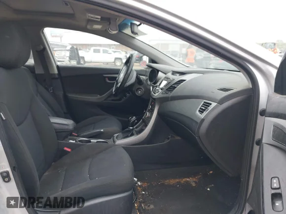 ✅ 2015 Hyundai Elantra Limited • VIN: KMHDH4AE2FU258965 • Lot: 44905389. Wystawiony na IAAI z przebiegiem 173 905 mil. Bezpłatny archiwum sprzedaży aukcyjnych z USA i szczegółowy raport historii pojazdu na DreamBid. Zdjęcie 5.