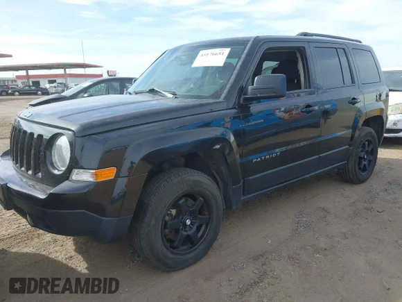 ✅ 2017 Jeep Patriot Sport SE • VIN: 1C4NJRBB6HD104521 • Lot: 45176651. Wystawiony na IAAI z przebiegiem 219 588 mil. Bezpłatny archiwum sprzedaży aukcyjnych z USA i szczegółowy raport historii pojazdu na DreamBid. Zdjęcie 2.
