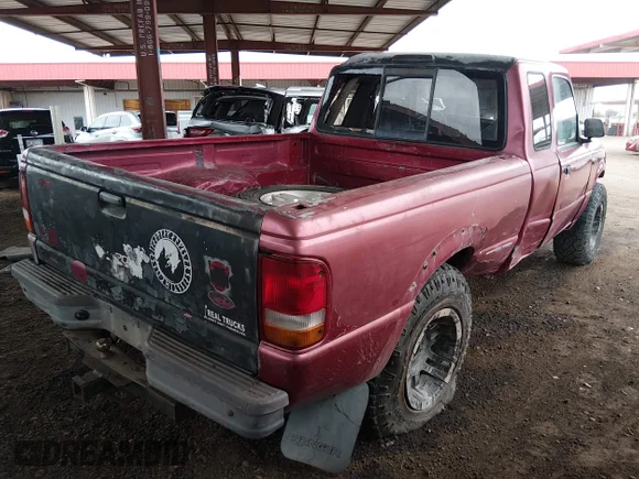 ✅ 1996 Ford Ranger XLT • VIN: 1FTCR15X8TPA44547 • Лот: 44107173. Опубліковано раніше на IAAI з пробігом 157 349 миль. Безкоштовний доступ до архіву аукціонних продажів зі США та докладний звіт про історію автомобіля на DreamBid. Зображення 4.