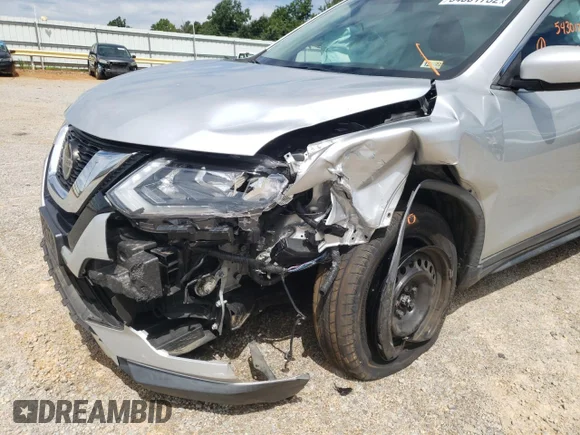 ✅ 2018 Nissan Rogue SV • VIN: KNMAT2MV1JP518589 • Lot: 54301732. Wystawiony na Copart z przebiegiem 83 563 mil. Bezpłatny archiwum sprzedaży aukcyjnych z USA i szczegółowy raport historii pojazdu na DreamBid. Zdjęcie 9.