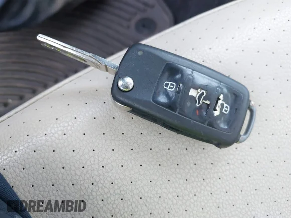 ✅ 2010 Volkswagen Jetta TDI • VIN: 3VWTL7AJ8AM656849 • Лот: 42961101. Опубликован ранее на IAAI с пробегом 166 146 миль. Бесплатный доступ к архиву аукционных продаж из США и подробный отчёт об истории автомобиля на DreamBid. Изображение 11.