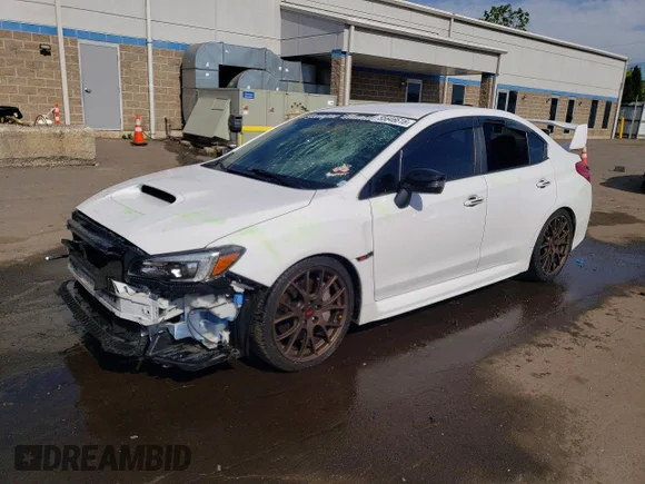 ✅ 2020 Subaru WRX STI • VIN: JF1VA2S68L9813575 • Лот: 55646616. Опубліковано раніше на Copart з пробігом 33 931 миль. Безкоштовний доступ до архіву аукціонних продажів зі США та докладний звіт про історію автомобіля на DreamBid. Зображення 1.