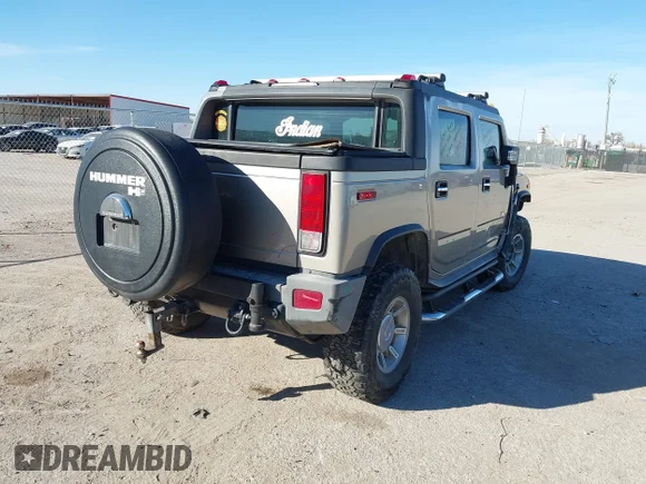 ✅ 2007 Hummer H2 SUT • VIN: 5GRGN22U77H100280 • Lot: 43913393. Wystawiony na IAAI z przebiegiem 304 934 mil. Bezpłatny archiwum sprzedaży aukcyjnych z USA i szczegółowy raport historii pojazdu na DreamBid. Zdjęcie 4.