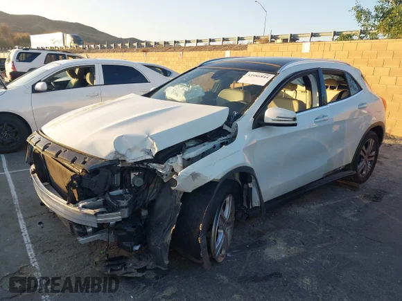 ✅ 2017 Mercedes-Benz GLA 250 • VIN: WDCTG4GBXHJ359489 • Lot: 43986844. Wystawiony na IAAI z przebiegiem Nie podano. Bezpłatny archiwum sprzedaży aukcyjnych z USA i szczegółowy raport historii pojazdu na DreamBid. Zdjęcie 2.