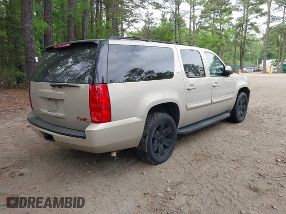 ✅ 2008 GMC Yukon XL SLT 4SB • VIN: 1GKFC16J28R107117 • Лот: 42094539. Опубликован ранее на IAAI с пробегом 197 311 миль. Бесплатный доступ к архиву аукционных продаж из США и подробный отчёт об истории автомобиля на DreamBid. Изображение 4.