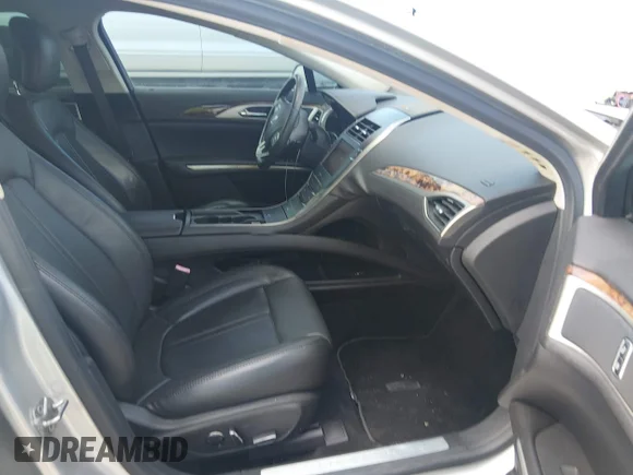 ✅ 2013 Lincoln MKZ • VIN: 3LN6L2JK7DR812264 • Lot: 45499328. Listed on IAAI with 123,081 mi. Free auction sales archive from the USA and detailed vehicle history report at DreamBid. Image 5.
