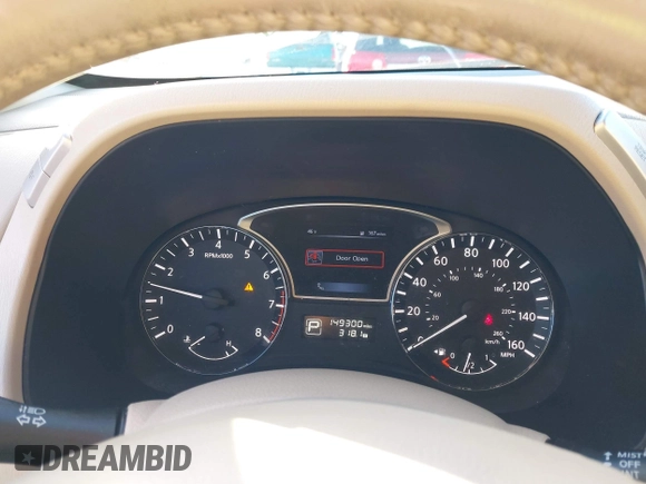 ✅ 2015 Nissan Pathfinder SL • VIN: 5N1AR2MN2FC685570 • Lot: 43756944. Wystawiony na IAAI z przebiegiem 149 300 mil. Bezpłatny archiwum sprzedaży aukcyjnych z USA i szczegółowy raport historii pojazdu na DreamBid. Zdjęcie 7.