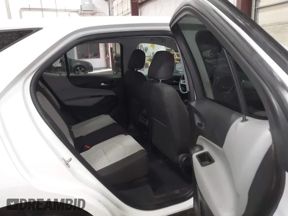 ✅ 2021 Chevrolet Equinox LT • VIN: 3GNAXTEV1MS137508 • Lot: 43892625. Wystawiony na IAAI z przebiegiem 124 070 mil. Bezpłatny archiwum sprzedaży aukcyjnych z USA i szczegółowy raport historii pojazdu na DreamBid. Zdjęcie 8.