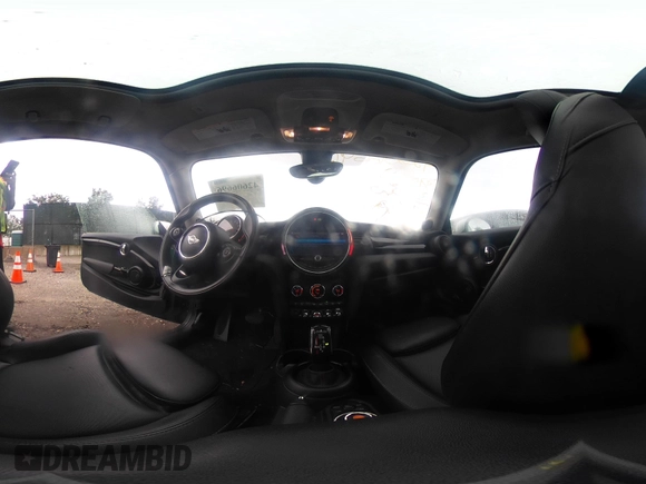 ✅ 2020 MINI Hardtop Cooper S • VIN: WMWXR5C04L2L37855 • Lot: 42606696. Wystawiony na IAAI z przebiegiem 39 531 mil. Bezpłatny archiwum sprzedaży aukcyjnych z USA i szczegółowy raport historii pojazdu na DreamBid. Zdjęcie 19.