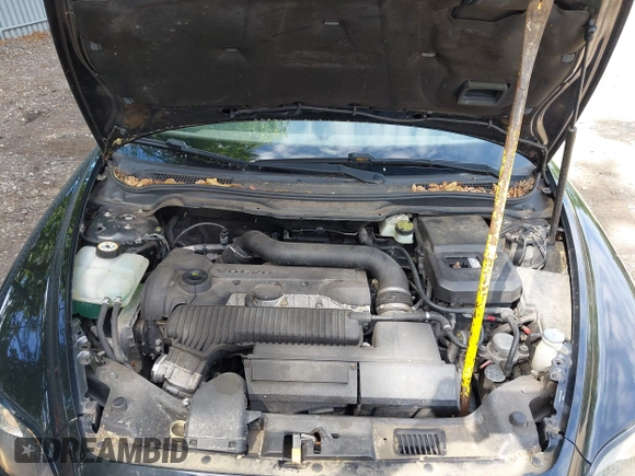 ✅ 2009 Volvo C70 • VIN: YV1MC67249J071285 • Lot: 45217673. Wystawiony na IAAI z przebiegiem 83 582 mil. Bezpłatny archiwum sprzedaży aukcyjnych z USA i szczegółowy raport historii pojazdu na DreamBid. Zdjęcie 10.