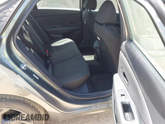 ✅ 2026 Hyundai Elantra SEL Sport • VIN: KMHLM4DG4TU248809 • Lot: 45581534. Listed on IAAI with 2,804 mi. Free auction sales archive from the USA and detailed vehicle history report at DreamBid. Image 8.