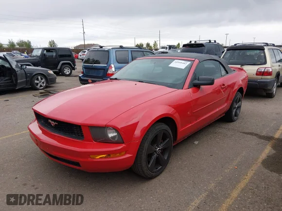 ✅ 2007 Ford Mustang Deluxe • VIN: 1ZVFT84N175340838 • Lot: 44959482. Wystawiony na IAAI z przebiegiem 152 351 mil. Bezpłatny archiwum sprzedaży aukcyjnych z USA i szczegółowy raport historii pojazdu na DreamBid. Zdjęcie 2.