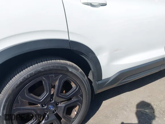 ✅ 2023 Subaru Ascent Onyx • VIN: 4S4WMAHDXP3462632 • Lot: 43276844. Listed on IAAI with 21,341 mi. Free auction sales archive from the USA and detailed vehicle history report at DreamBid. Image 6.