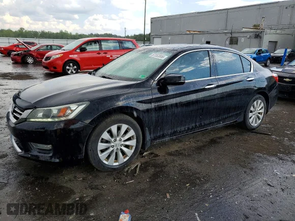 ✅ 2013 Honda Accord EX-L • VIN: 1HGCR3F81DA038808 • Lot: 57353806. Listed on Copart with 229,610 mi. Free auction sales archive from the USA and detailed vehicle history report at DreamBid. Image 1.
