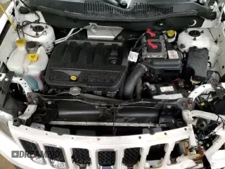 ✅ 2017 Jeep Compass Sport SE • VIN: 1C4NJDBB6HD106773 • Lot: 61995745. Listed on Copart with 84,191 mi. Free auction sales archive from the USA and detailed vehicle history report at DreamBid. Image 15.