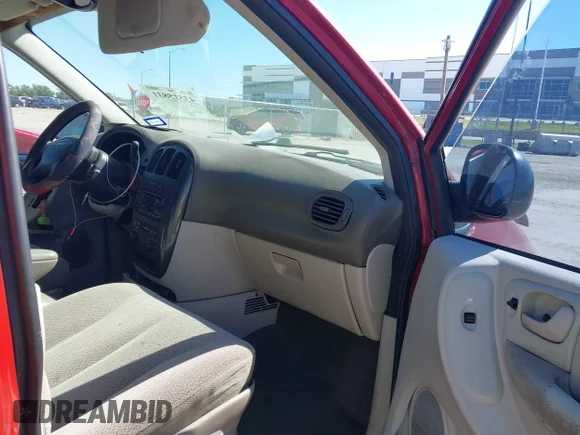 ✅ 2006 Dodge Caravan SXT • VIN: 1D4GP45R46B755001 • Лот: 43515831. Опубліковано раніше на IAAI з пробігом 142 402 миль. Безкоштовний доступ до архіву аукціонних продажів зі США та докладний звіт про історію автомобіля на DreamBid. Зображення 5.