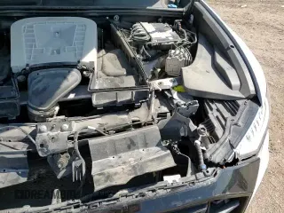 ✅ 2023 Audi Q8 Prestige • VIN: WA1FVBF1XPD050666 • Лот: 64492625. Опубликован ранее на Copart с пробегом 23 223 миль. Бесплатный доступ к архиву аукционных продаж из США и подробный отчёт об истории автомобиля на DreamBid. Изображение 14.