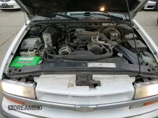 ✅ 2001 Chevrolet S-10 LS • VIN: 1GCDT13W31K153198 • Лот: 86018884. Опубликован ранее на Copart с пробегом 193 312 миль. Бесплатный доступ к архиву аукционных продаж из США и подробный отчёт об истории автомобиля на DreamBid. Изображение 13.