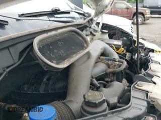 ✅ 2018 Ford Transit • VIN: 1FTYR1ZM1JKB18598 • Lot: 42533470. Wystawiony na IAAI z przebiegiem 215 015 mil. Bezpłatny archiwum sprzedaży aukcyjnych z USA i szczegółowy raport historii pojazdu na DreamBid. Zdjęcie 19.