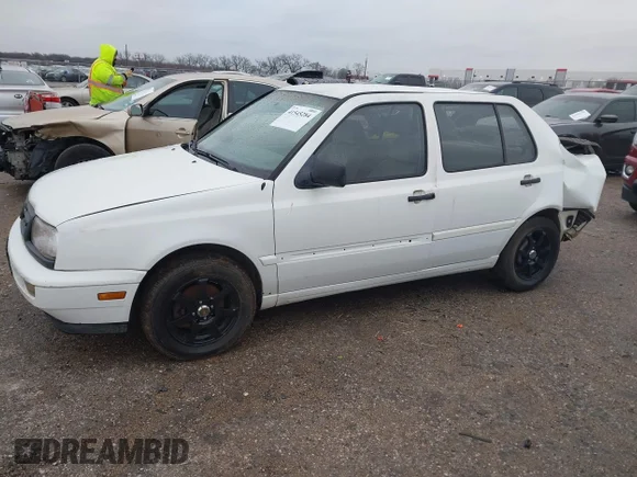 ✅ 1998 Volkswagen Jetta TDI • VIN: 3VWRF81H7WM128683 • Лот: 41545284. Опубліковано раніше на IAAI з пробігом 266 033 миль. Безкоштовний доступ до архіву аукціонних продажів зі США та докладний звіт про історію автомобіля на DreamBid. Зображення 2.