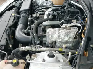 ✅ 2017 Alfa Romeo Giulia • VIN: ZARFAEBN3H7535202 • Lot: 41494009. Listed on IAAI with 90,071 mi. Free auction sales archive from the USA and detailed vehicle history report at DreamBid. Image 19.