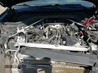 ✅ 2018 BMW X5 M • VIN: 5YMKT6C54J0Y83460 • Lot: 57874275. Wystawiony na Copart z przebiegiem 58 656 mil. Bezpłatny archiwum sprzedaży aukcyjnych z USA i szczegółowy raport historii pojazdu na DreamBid. Zdjęcie 14.