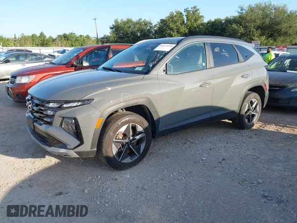 ✅ 2025 Hyundai Tucson SEL • VIN: 5NMJBCDE7SH545668 • Lot: 45575958. Listed on IAAI with 33,167 mi. Free auction sales archive from the USA and detailed vehicle history report at DreamBid. Image 2.
