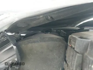 ✅ 2018 Hyundai Elantra Limited • VIN: 5NPD84LF5JH366087 • Lot: 43458651. Listed on IAAI with 72,129 mi. Free auction sales archive from the USA and detailed vehicle history report at DreamBid. Image 19.