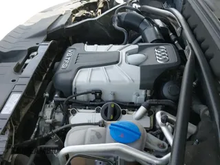 ✅ 2016 Audi SQ5 Premium Plus • VIN: WA1CCAFP3GA047083 • Lot: 42233291. Listed on IAAI with 122,382 mi. Free auction sales archive from the USA and detailed vehicle history report at DreamBid. Image 19.