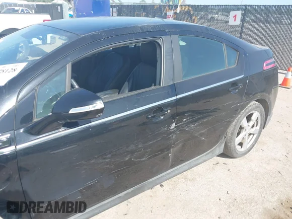✅ 2014 Chevrolet Volt • VIN: 1G1RD6E41EU168930 • Лот: 42878128. Опубликован ранее на IAAI с пробегом 93 268 миль. Бесплатный доступ к архиву аукционных продаж из США и подробный отчёт об истории автомобиля на DreamBid. Изображение 6.