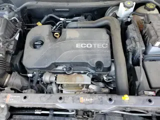 2018 Chevrolet Equinox LS с VIN 3GNAXREV2JS607446, выставлен на аукционе Copart как лот 81748745 с пробегом 79 351 миль миль и Списание • Salvage title. История ставок и продаж доступна на DreamBid. Изображение 14.