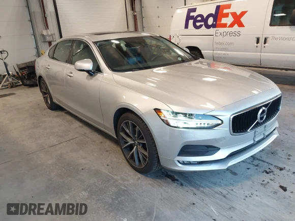✅ 2018 Volvo S90 Momentum • VIN: LVY982MK1JP033825 • Lot: 41290019. Listed on IAAI with 116,161 mi. Free auction sales archive from the USA and detailed vehicle history report at DreamBid. Image 1.